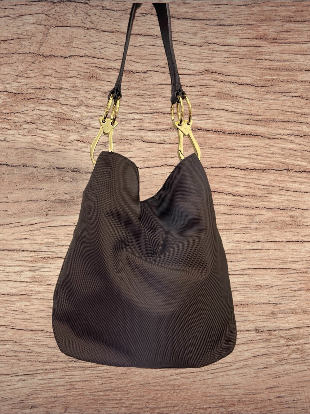 NWOT - Vintage JPK Paris 75 Bucket Handbag with Gold Hardware - Picture 2 of 9